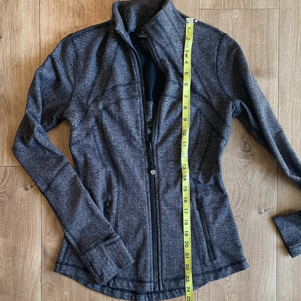 Lululemon Define Jacket - Picture 3 of 7